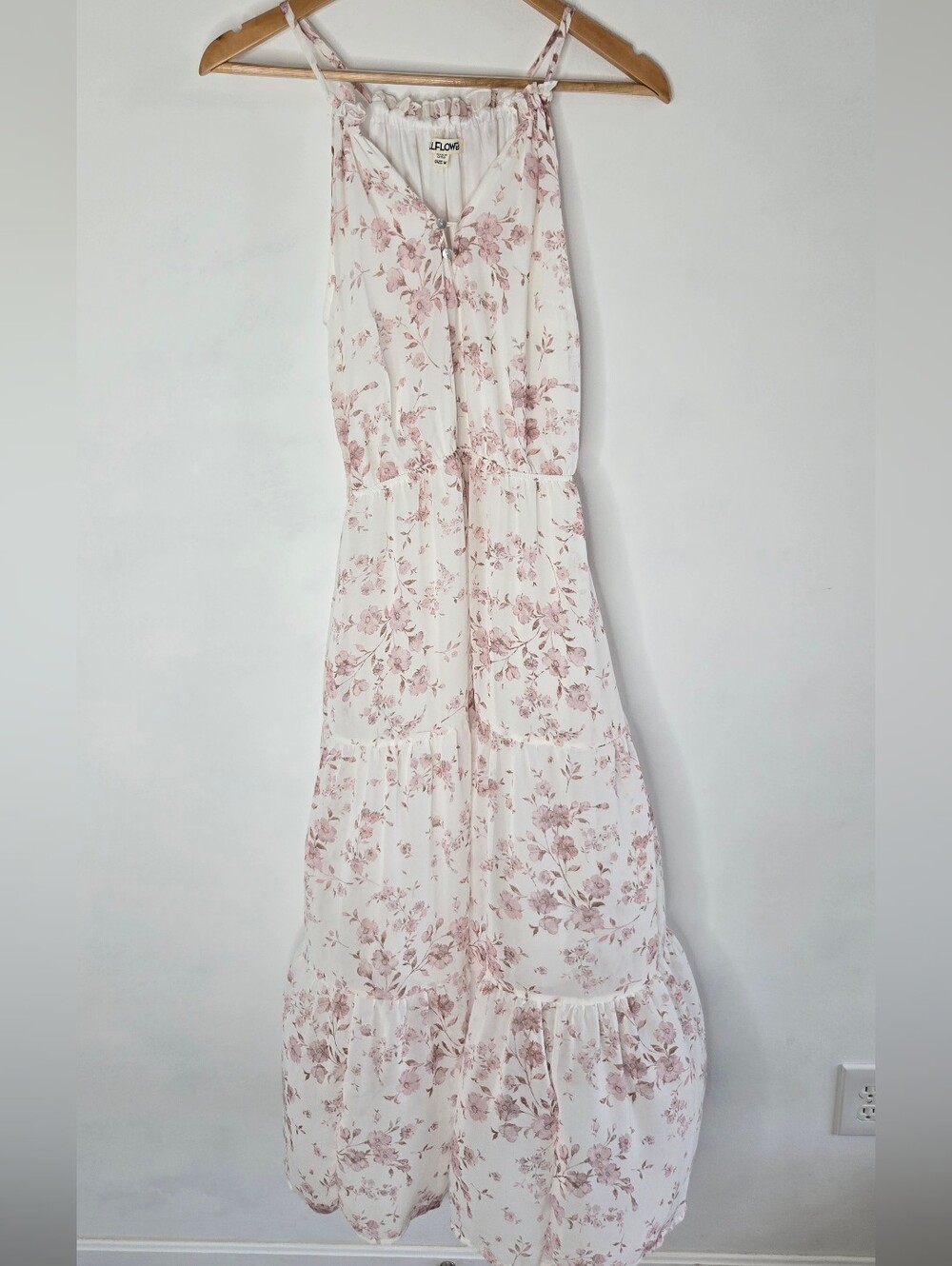 Wildflower Soft White Halter Maxi Dress with Blush Floral Print Size Medium